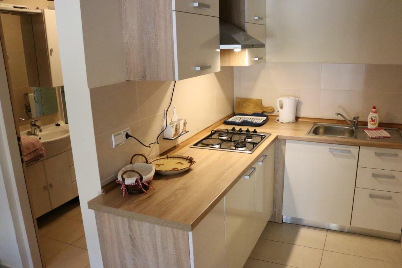 Apartments Vir Delfin エクステリア 写真